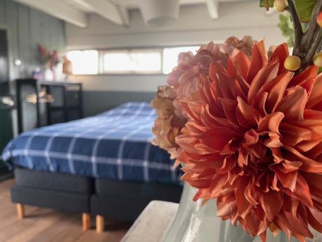 Holiday Cottage De Garage Inn Hank Экстерьер фото